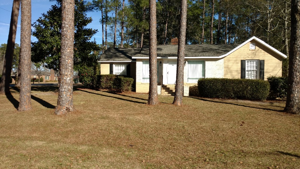 390 N. Lanier Street exterior